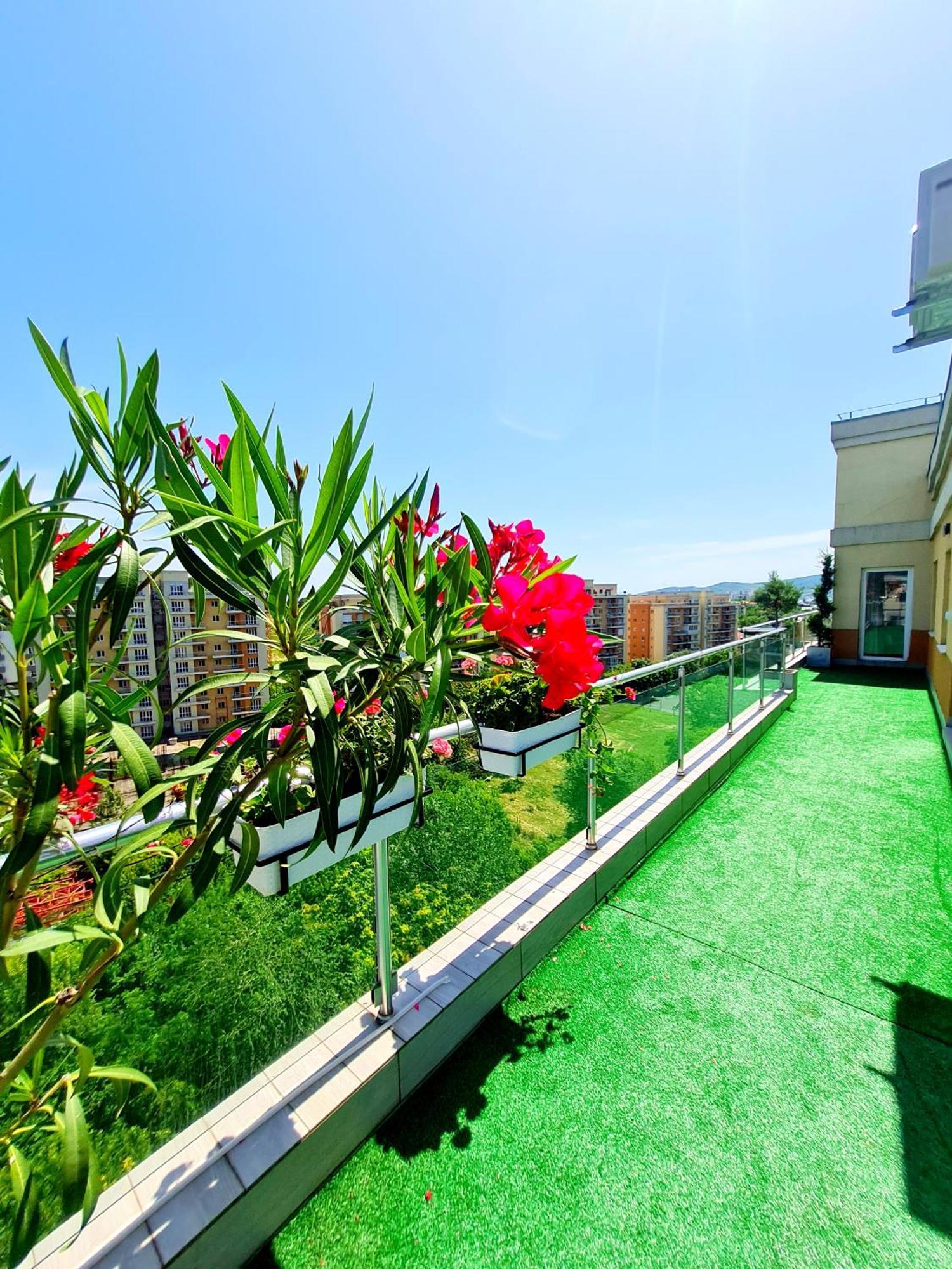 Penthouse View Aeroport Iasi 2 Daire Dış mekan fotoğraf